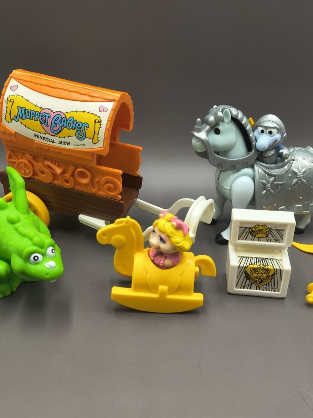 Vintage 1989 Muppet Babies Castle Nursery Playset LOT Replacement Figure & Parts